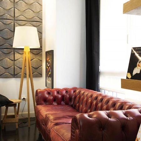 Bauhaus Apartment By People Rentals Bilbao Exterior foto