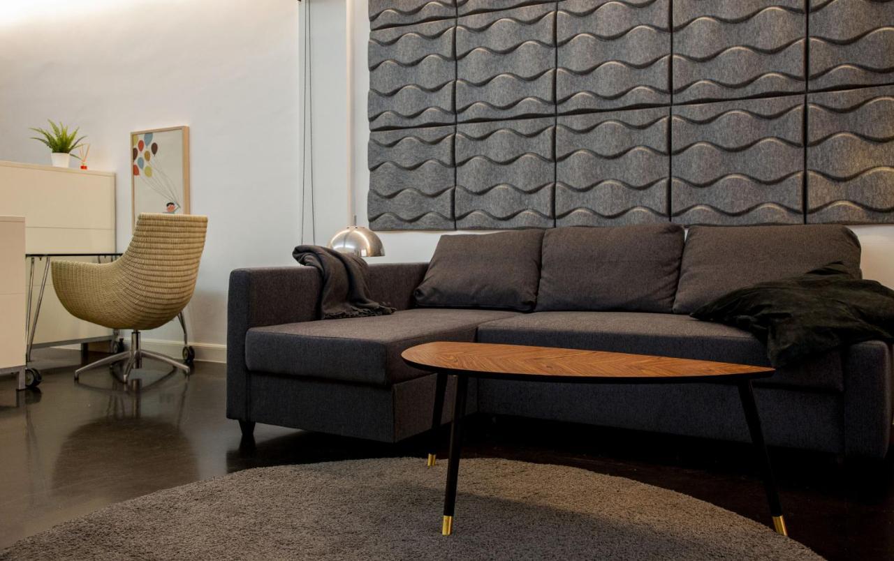 Bauhaus Apartment By People Rentals Bilbao Exterior foto